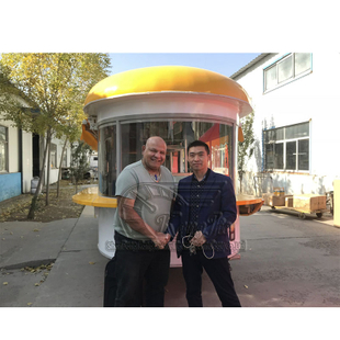 Offline participation of American customers in the factory