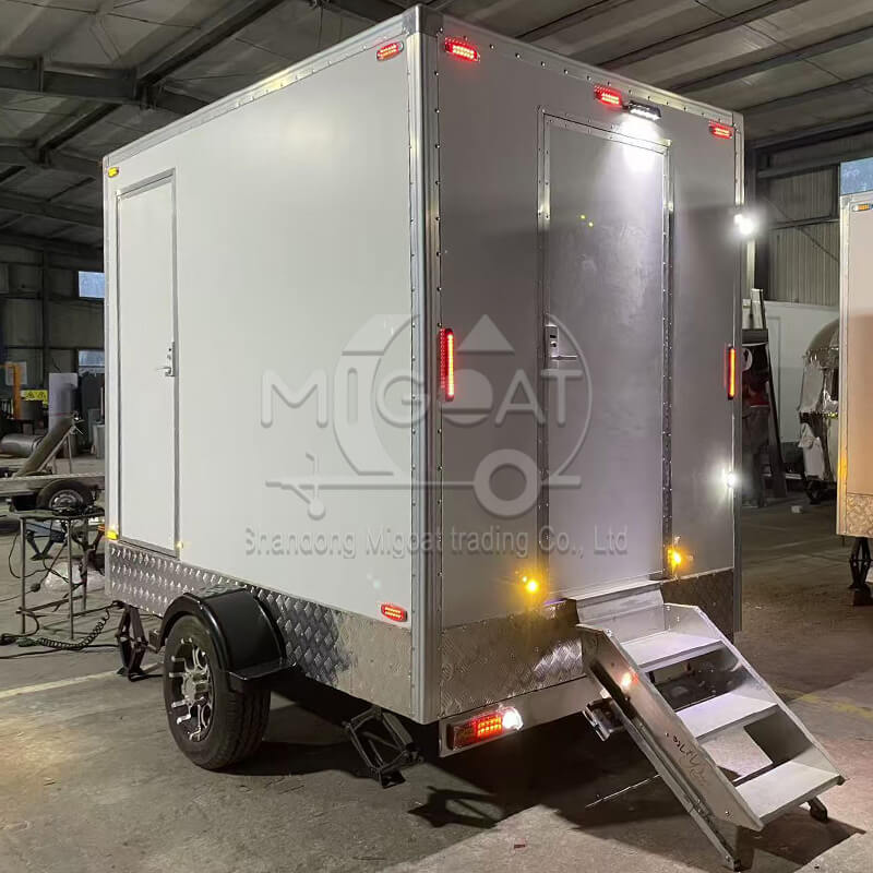 MGT-3 Single Toilet Luxury Custom Stainless Steel Interior Towable Mobile Restroom