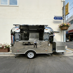 MGA-2.5M Full Stainless Steel Mirror Finish Retro Towable Multi-Function Mobile Food Trailer