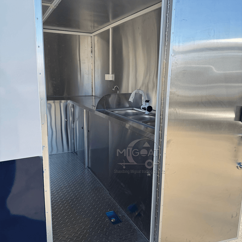 MGS-3m Length Stainless Steel Interior Blue White Color Matching Multi-Function Commercial Mobile Food Trailer