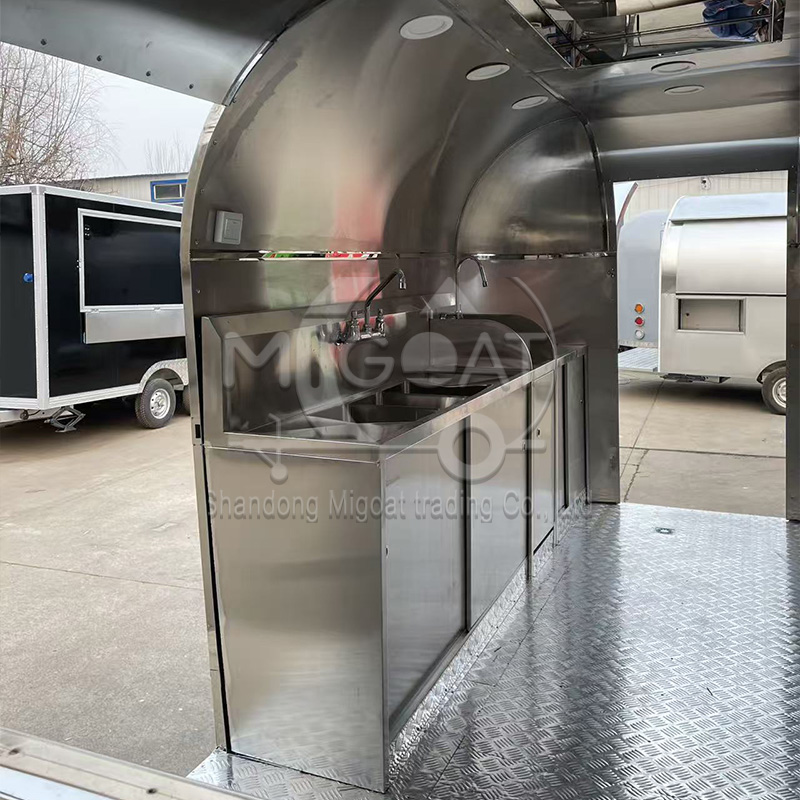 MGA-3.8M Tandem Axle Mirror Stainless Steel Commercial Food Trailer with Full Stainless Steel Kitchen