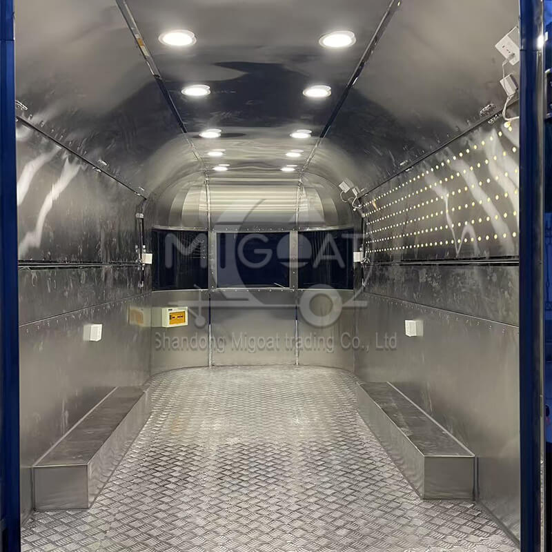 MGA-5M Mirror Stainless Steel Dual-Axle Towable Multi-Function Food Trailer