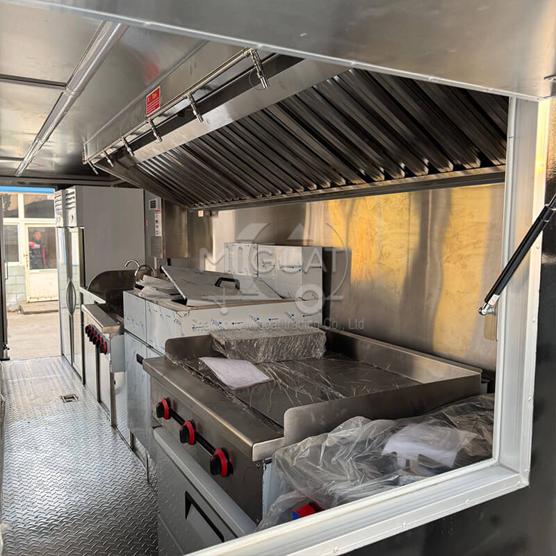 MGS-6M Dual Axle Fully Stainless Steel Interior Multi-Functional Commercial Food Trailer