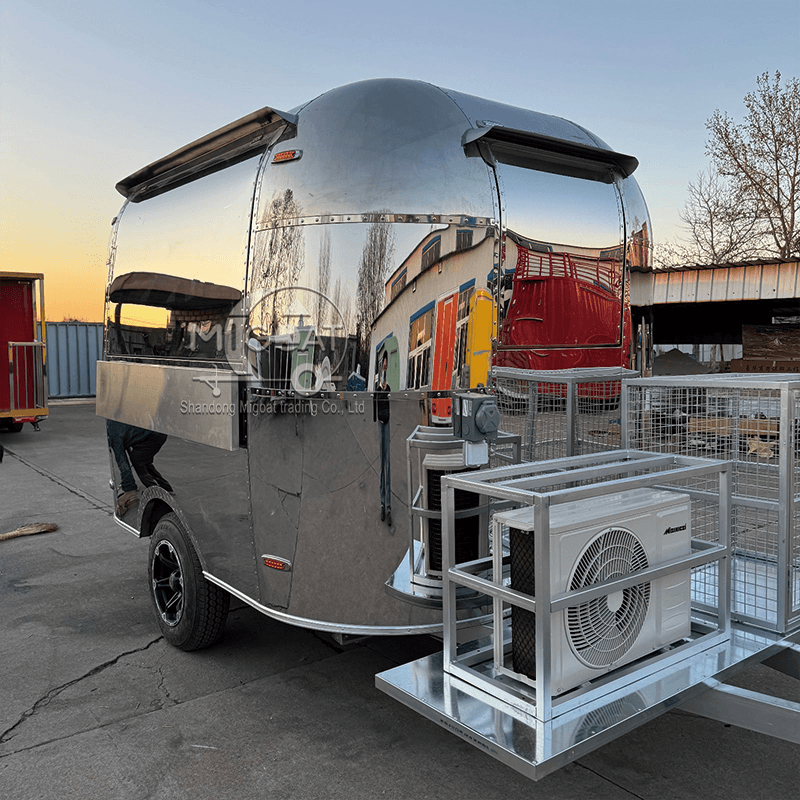 MGA-2.5M Polished Stainless Steel Towable Food Trailer with AC for Coffee Business