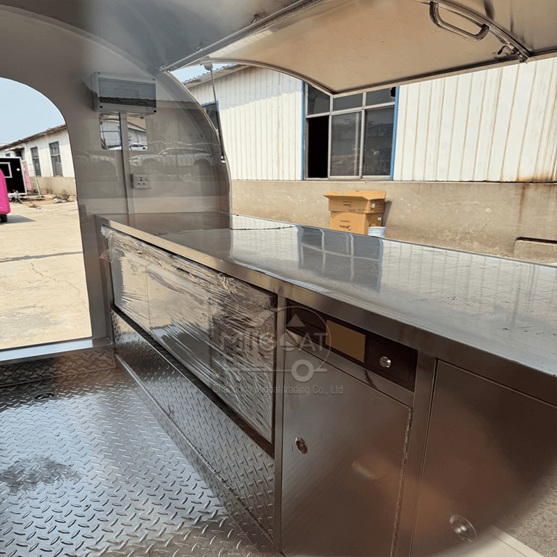 MGA-3M High-End Custom Stainless Steel Dual-Axle Towable Food Trailer