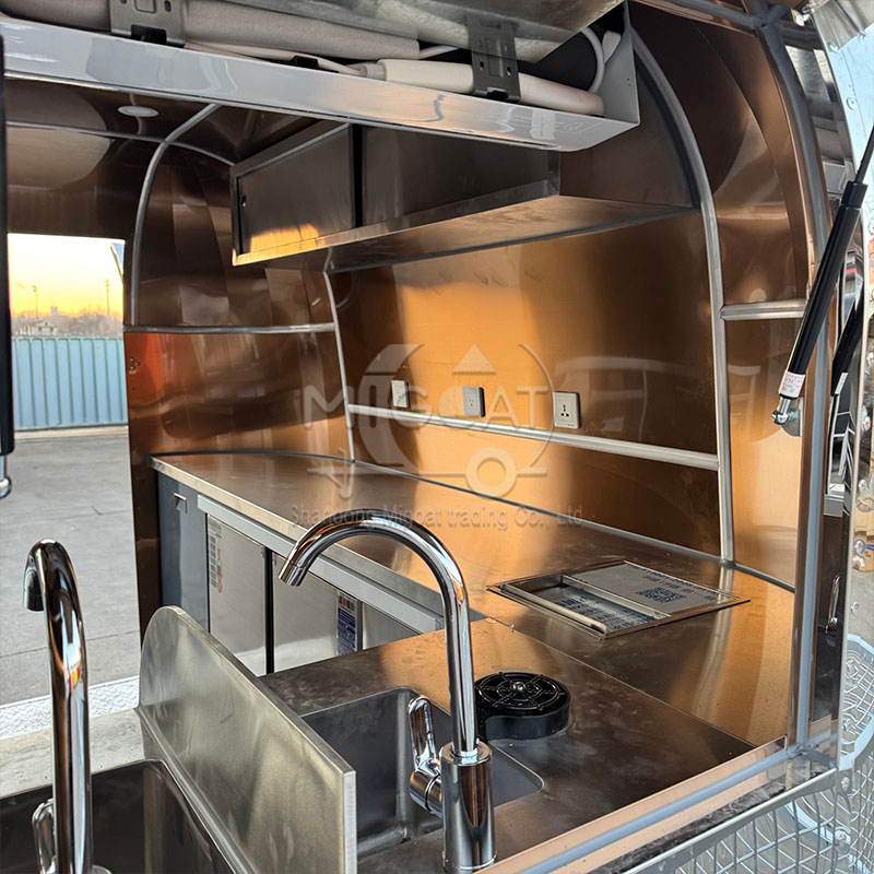 MGA-3m Mirror Stainless Steel Retro Style Mobile Food Trailer