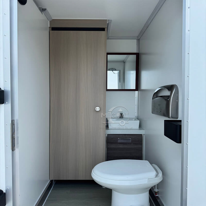 MGT-3.5M PLUS Multi-Compartment Integrated Portable Public Toilet with Sensor Urinal